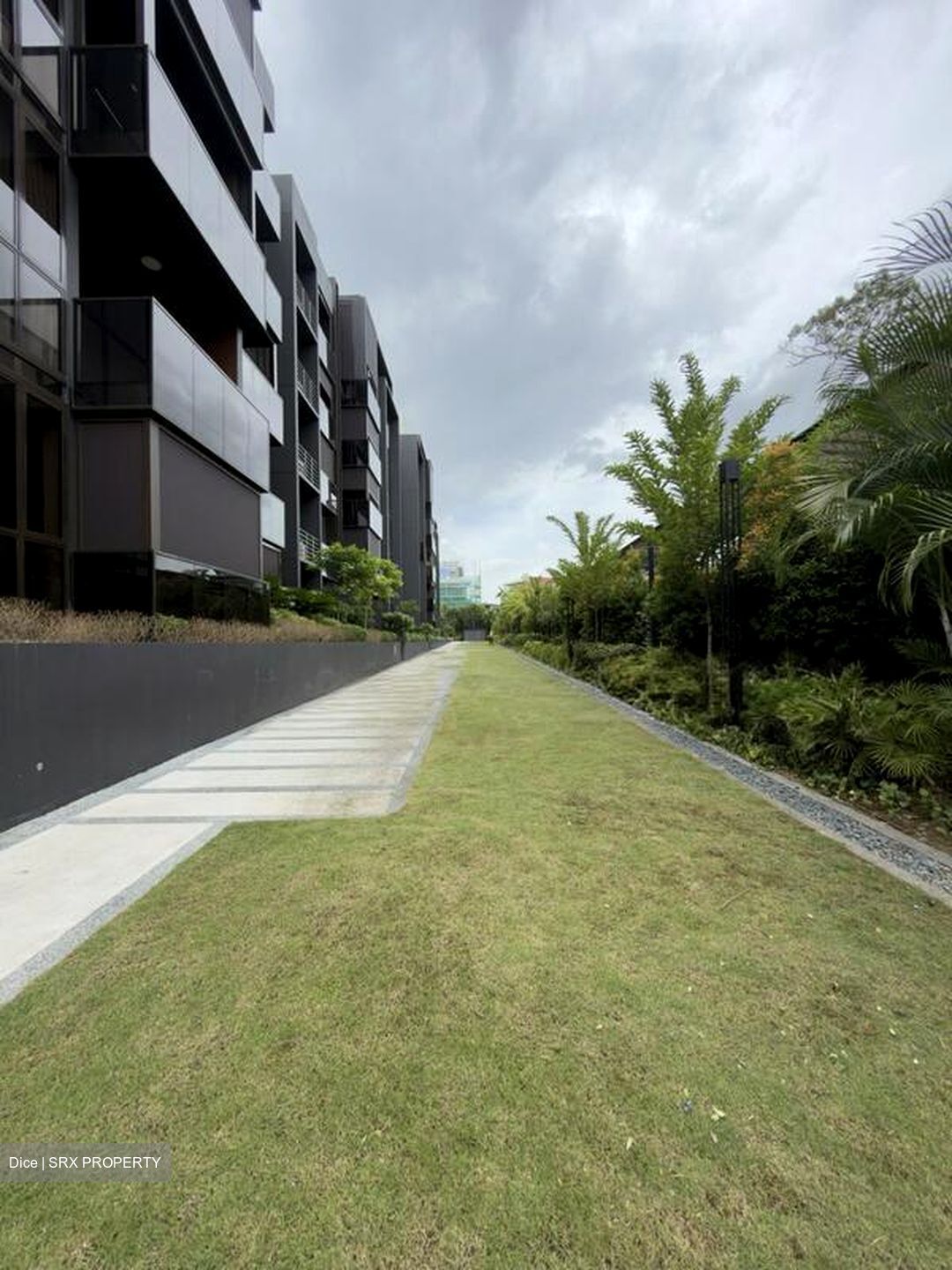 The Commodore (D27), Condominium #546084331